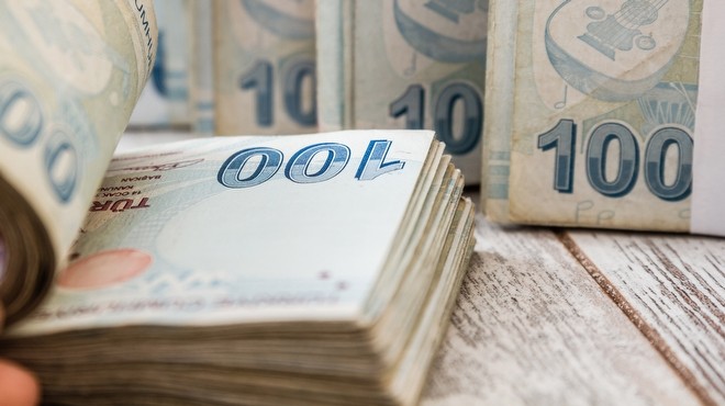 Dolar karşısında eriyen gelişen ülke paraları