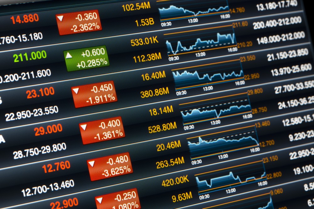 Dolar ve Moody's piyasayı baskılıyor