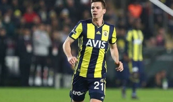 Fenerbahçe'de gidecek isimler belli oldu